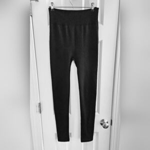 Charlie Paige Black High-Waisted Fleece Lined Leggings - L/XL